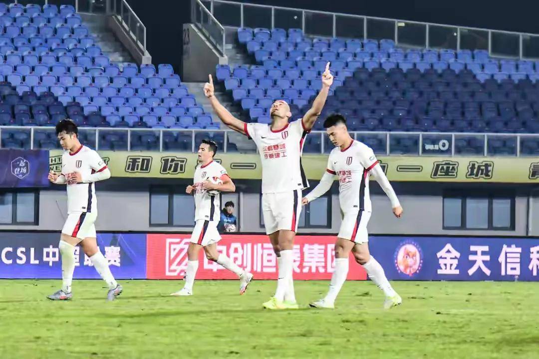 赛前体能课后，曼城遗憾出局备战中超，态度坚定，资深球员宣示担当的简单介绍-开云